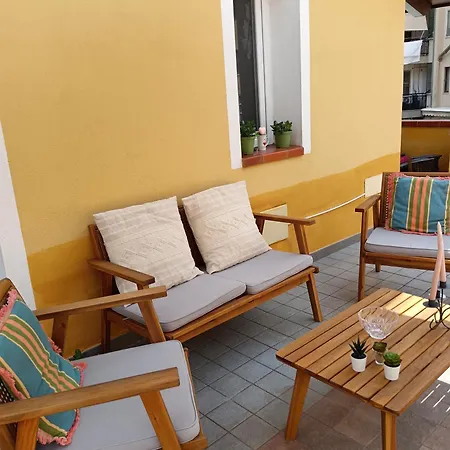 Centro Con Ampio Terrazzo *