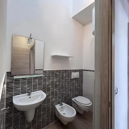 Centro Con Ampio Terrazzo Daire