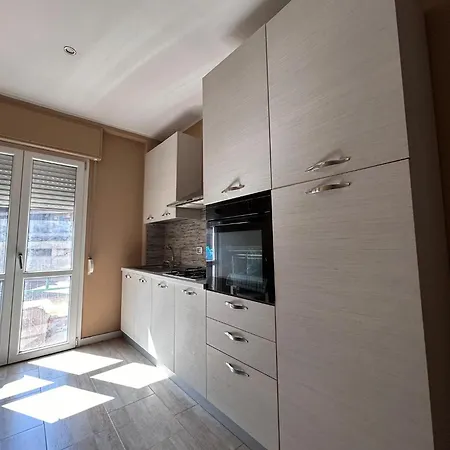 Centro Con Ampio Terrazzo *