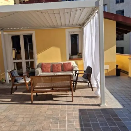 Centro Con Ampio Terrazzo